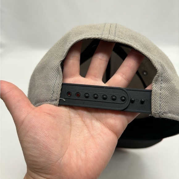 Nintendo controller‎ snap hat color gray and black - Picture 5 of 5